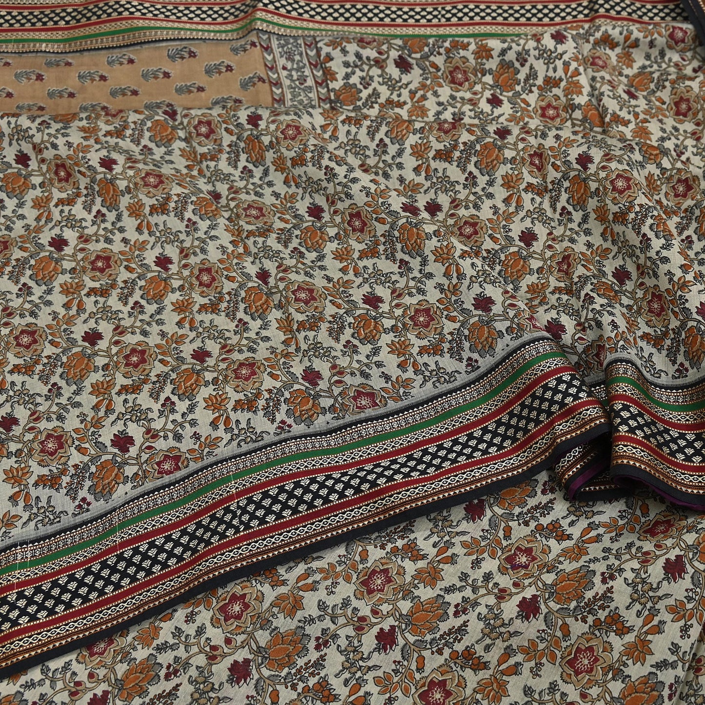 Indian Vintage Gray & Brown Saree Blend Cotton Printed Indian Sari Craft Soft Fabric 5Yard Sewing Sarong Wrap Floral Floral