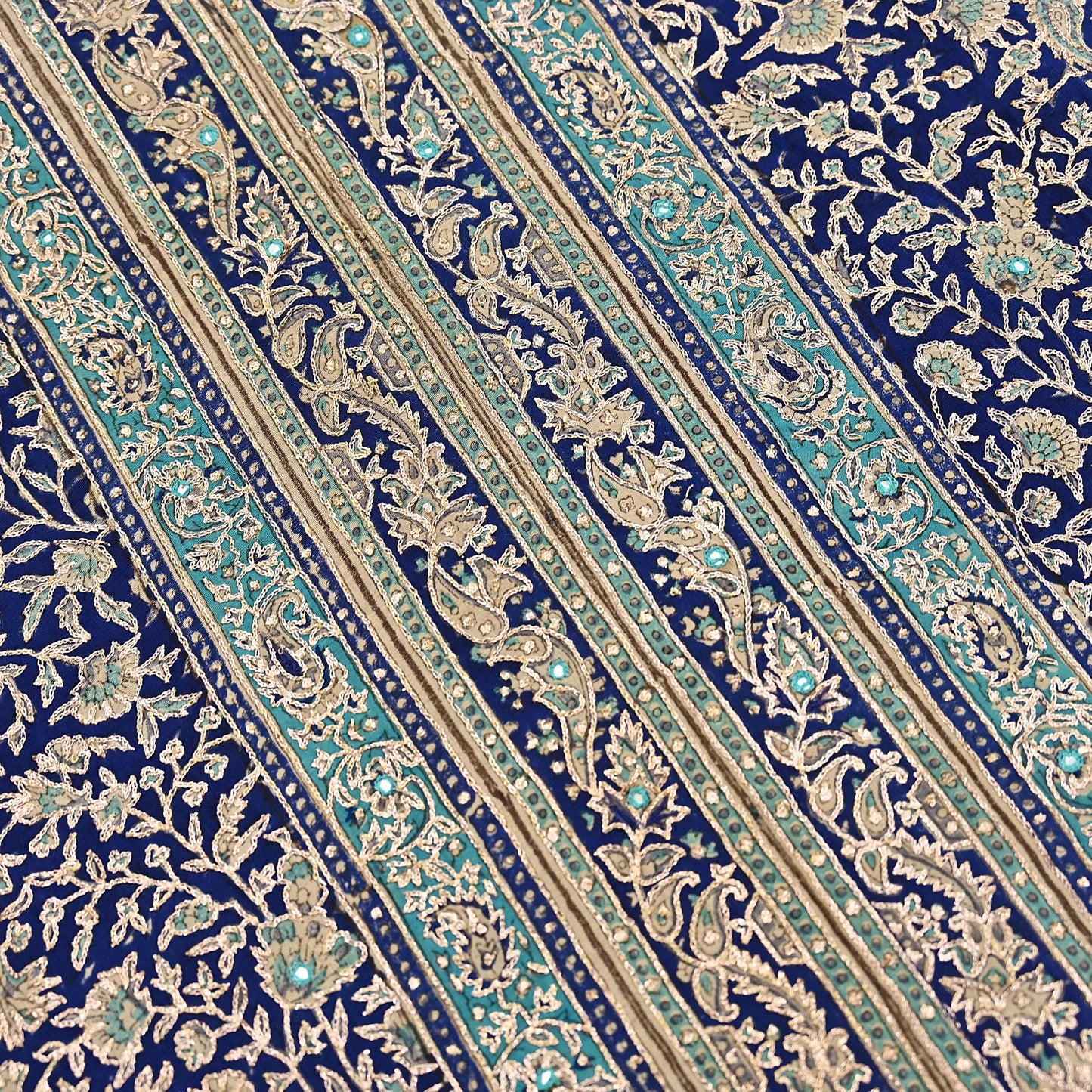 Indian Pre-Owned Blue & Ivory Pure Silk Hand Embroidered Ritu Kumar Designer 3 Piece Suit Set (Kurta + Dupatta + Salwar)