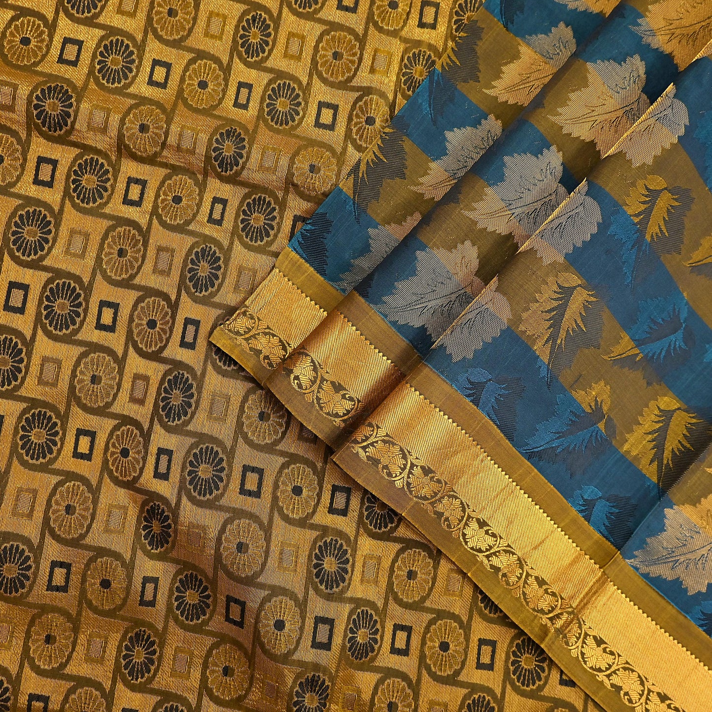Indian Vintage Heavy Blue & green Kanjivaram Saree 100% Pure Silk Sari Metallic Golden Zari 5Yd Floral Crafting Dress making