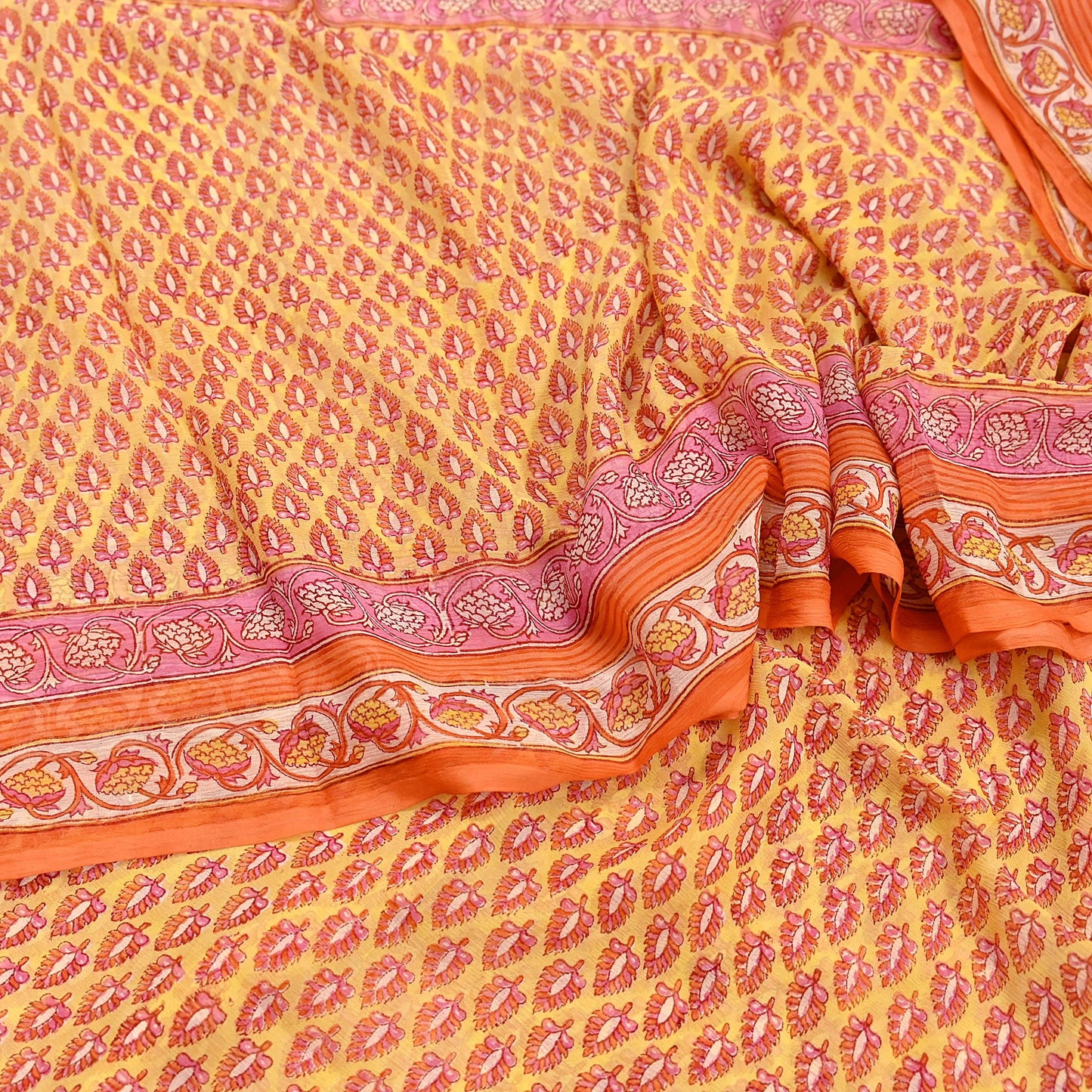 Indian Vintage Sari Yellow Pure Chiffon Silk Printed Saree 5Yd Craft Fabric Sewing Soft Light Sari Dress Making Quilting For Crating