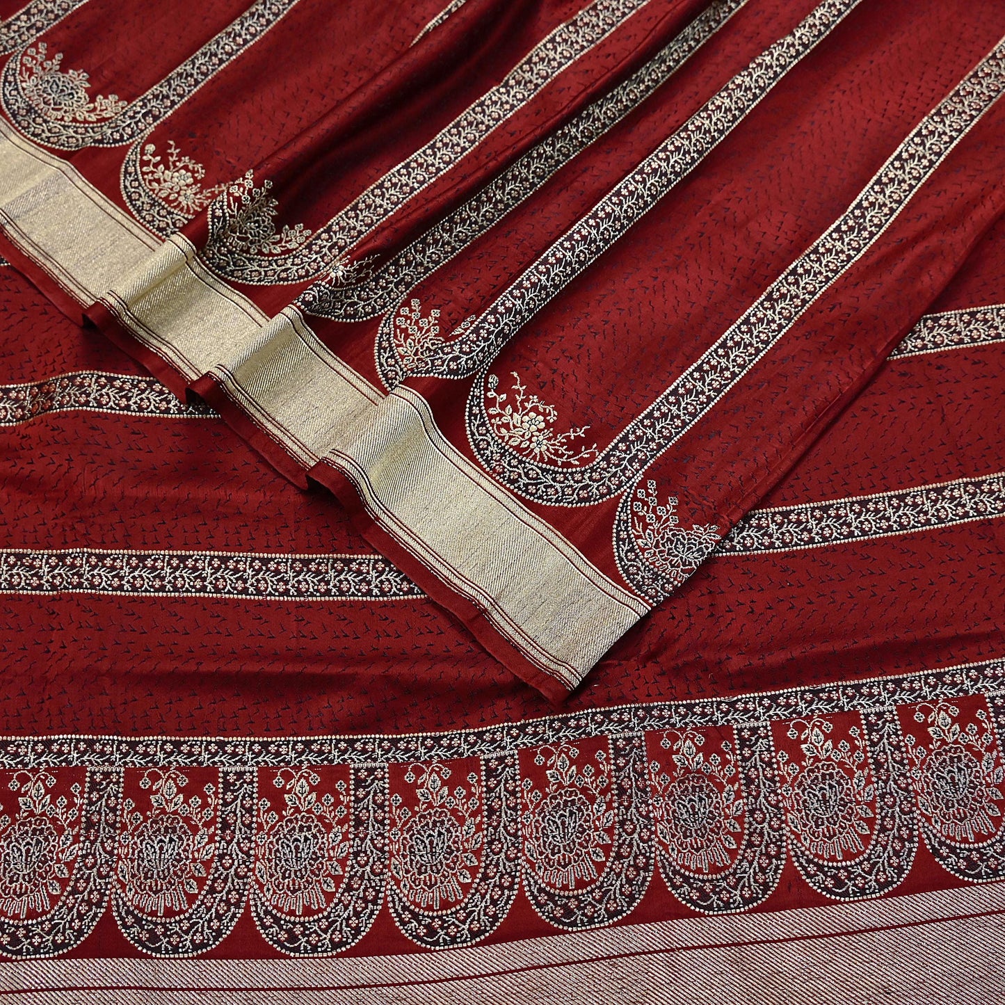 Vintage Banarasi Saree Pure Satin Silk Woven Brocade Zari Fabric Maroon Heavy Craft Sari 5 Yards Indian Antique Textile Dress Making