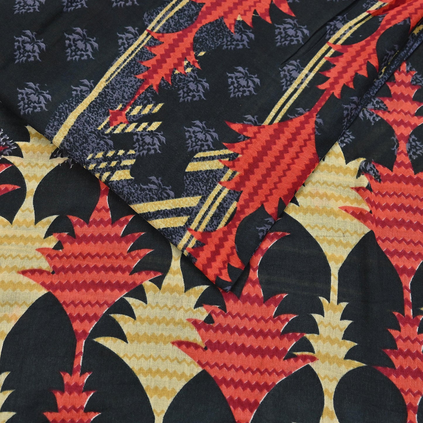 Indian Vintage Sari Gray & Black Printed Pure Cotton Sarees Fabric Floral 5Yd Sarong Wrap Boho Fabric Kimono Soft Dress making Crafting