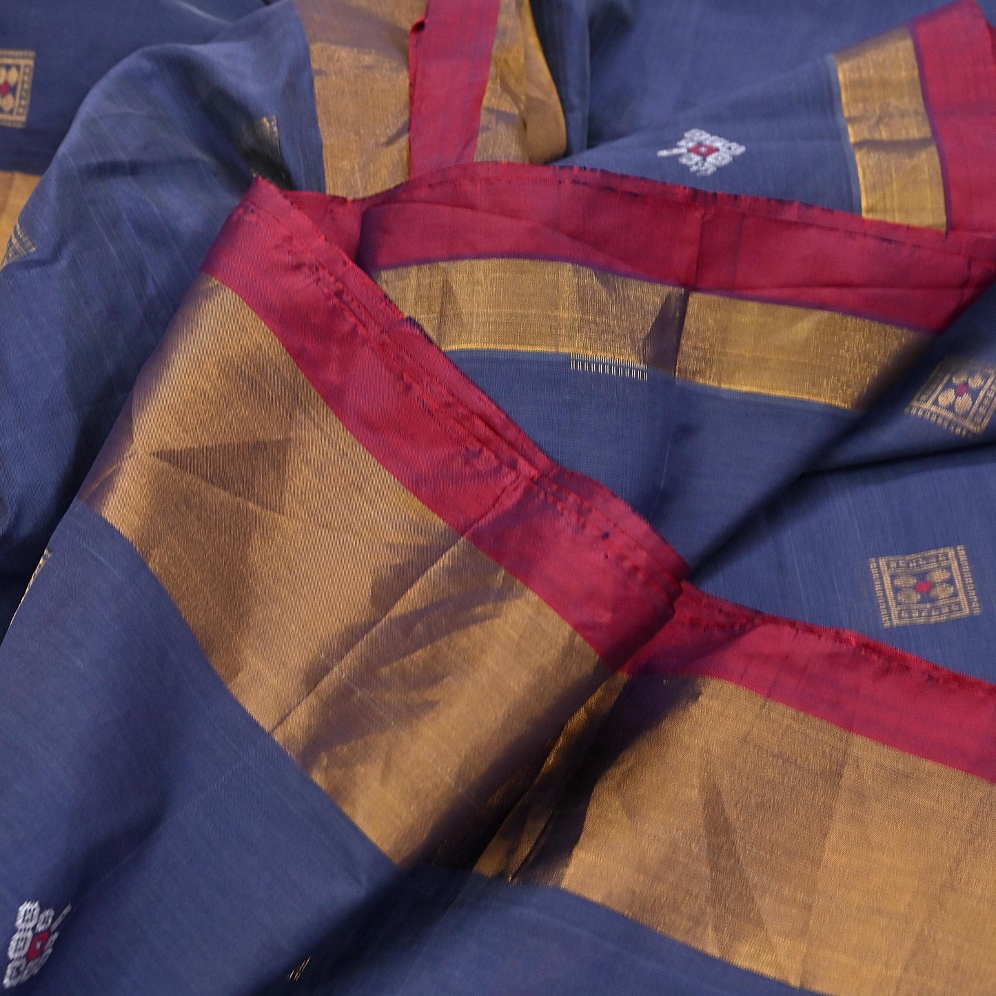 Indian Vintage Sari Red & Gray Artificial Silk Hand Woven Brocade Sarees 5yd Ethnic Craft Fabric Sewing Wedding Sarees Dress making Crafting