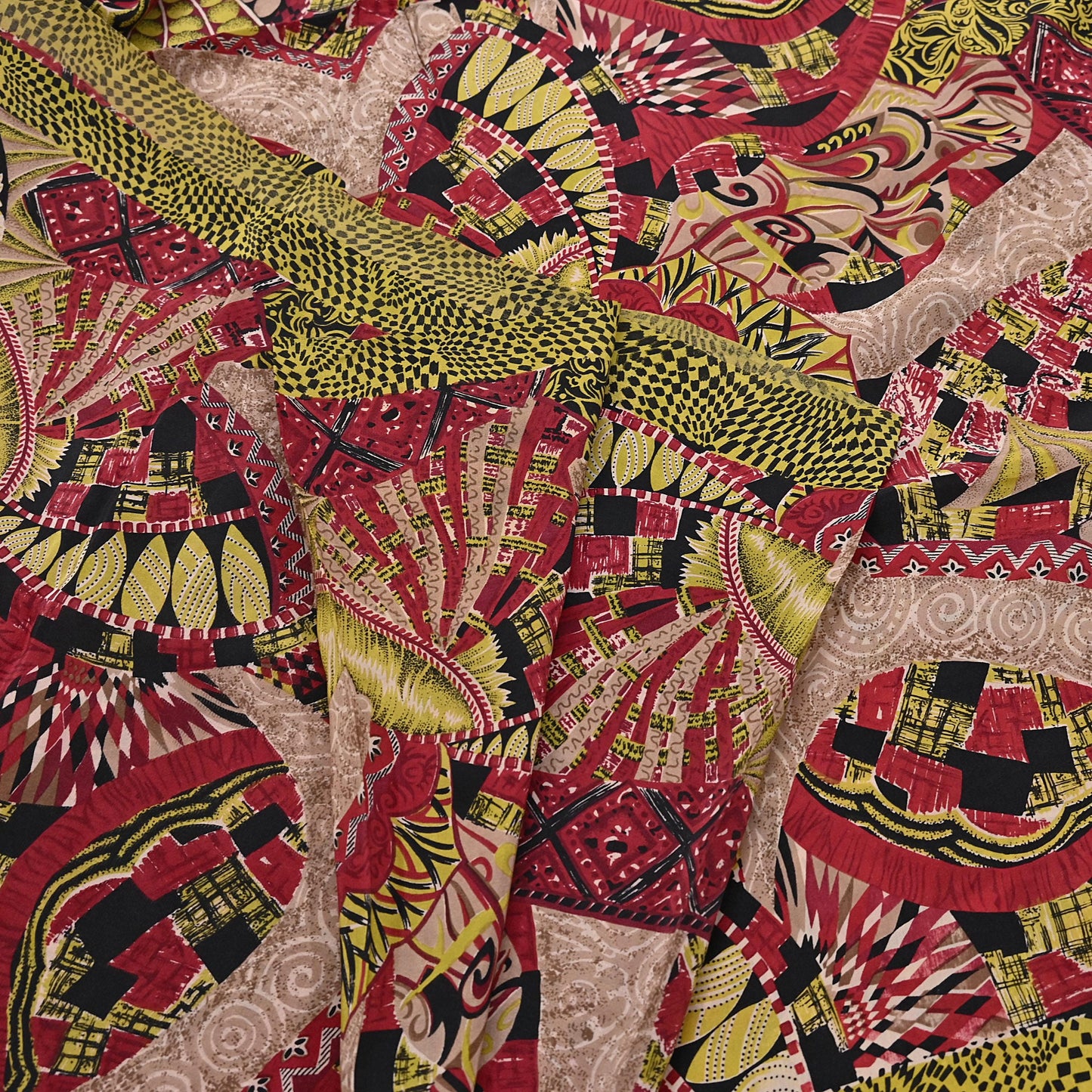 Indian Vintage Sari Black & Red Pure Crepe Silk Printed Sarees 5yd Sewing Floral Soft Craft Fabric Wrap Dress making Crafting Quilting