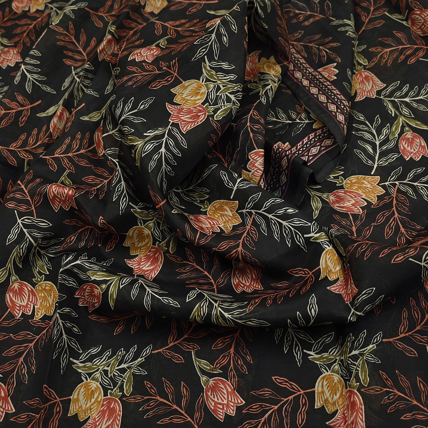 Indian Vintage Sari Black Printed Pure Silk Sarees Craft Fabric 5yd Sewing Floral Soft Dress Designing  for Crafting Quilting Upcycle Wrap