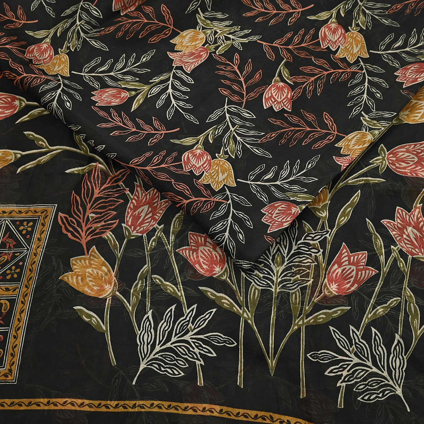 Indian Vintage Sari Black Printed Pure Silk Sarees Craft Fabric 5yd Sewing Floral Soft Dress Designing  for Crafting Quilting Upcycle Wrap