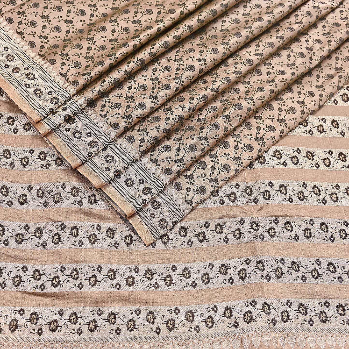 Indian Vintage Sari Beige Heavy Pure Silk Woven Banarasi Brocade Saree Fabric 5Yd Ethnic Dress making Crafting Bollywood Dress Designing