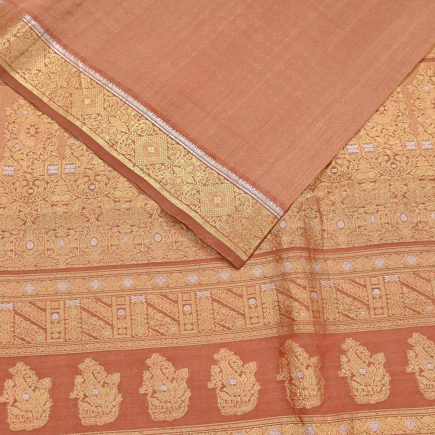 Indian Vintage Sari Peach  Pure Silk Hand Woven Sarees Fabric 5Yd Ethnic Dress Making Crafting Upcycle Quilting Zari Border