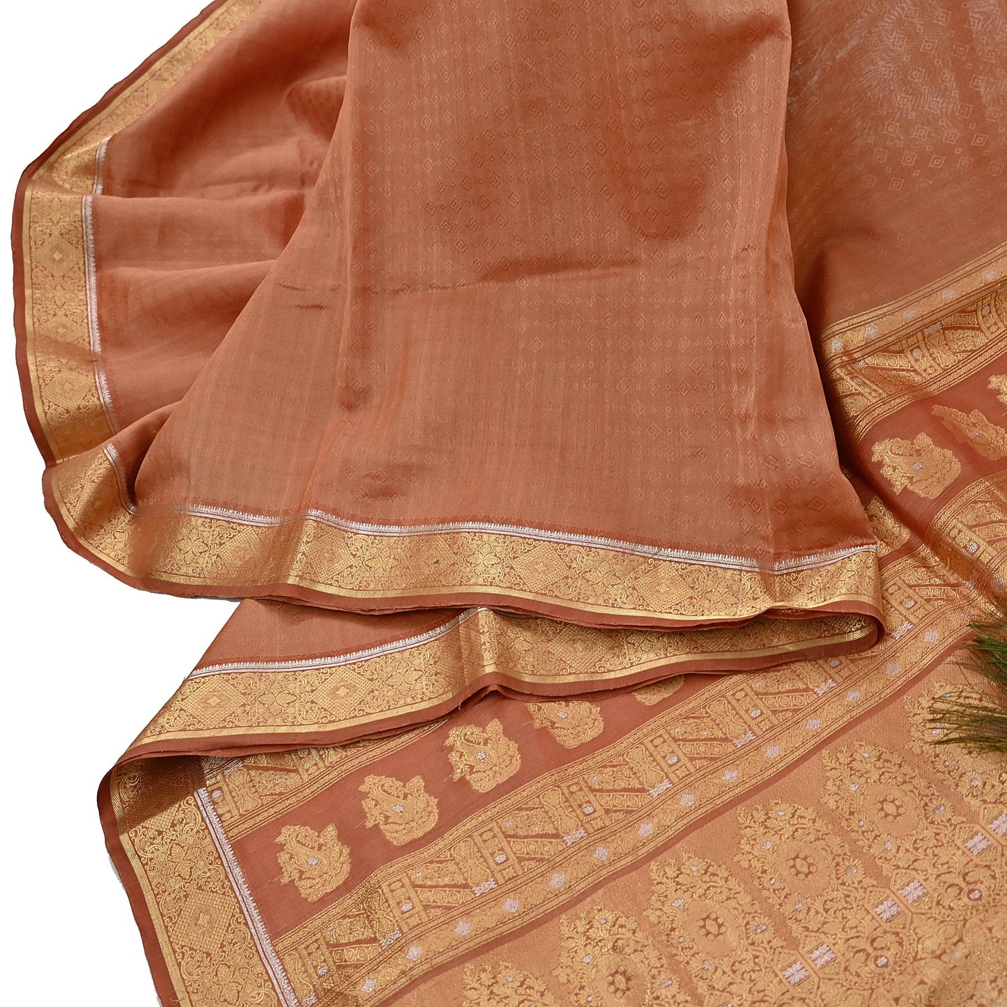 Indian Vintage Sari Peach  Pure Silk Hand Woven Sarees Fabric 5Yd Ethnic Dress Making Crafting Upcycle Quilting Zari Border