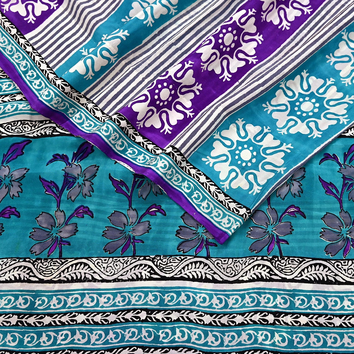 Indian Vintage Purple & blue Pure Crepe Silk Saree Floral Print 5 Yards Soft Sewing Fabric for Dressmaking, Quilting, Crafting Upcycling