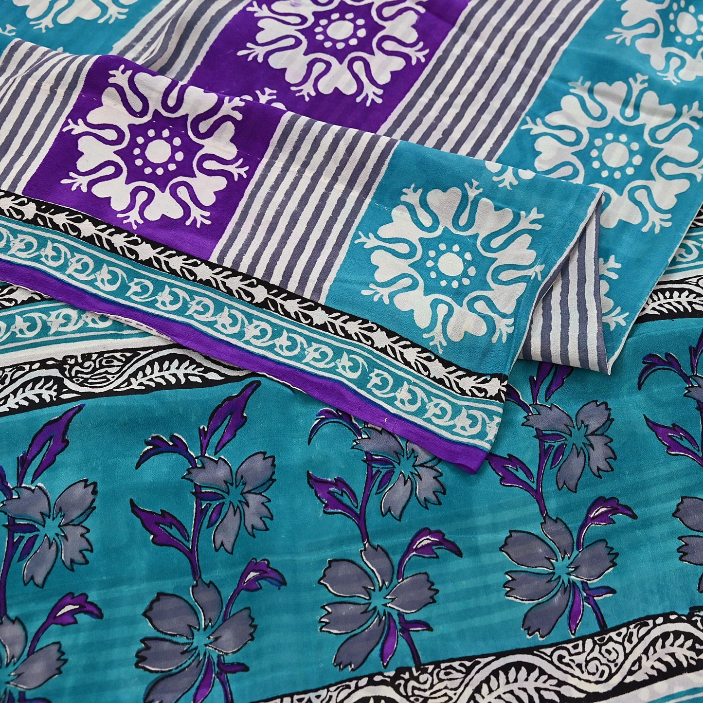 Indian Vintage Purple & blue Pure Crepe Silk Saree Floral Print 5 Yards Soft Sewing Fabric for Dressmaking, Quilting, Crafting Upcycling