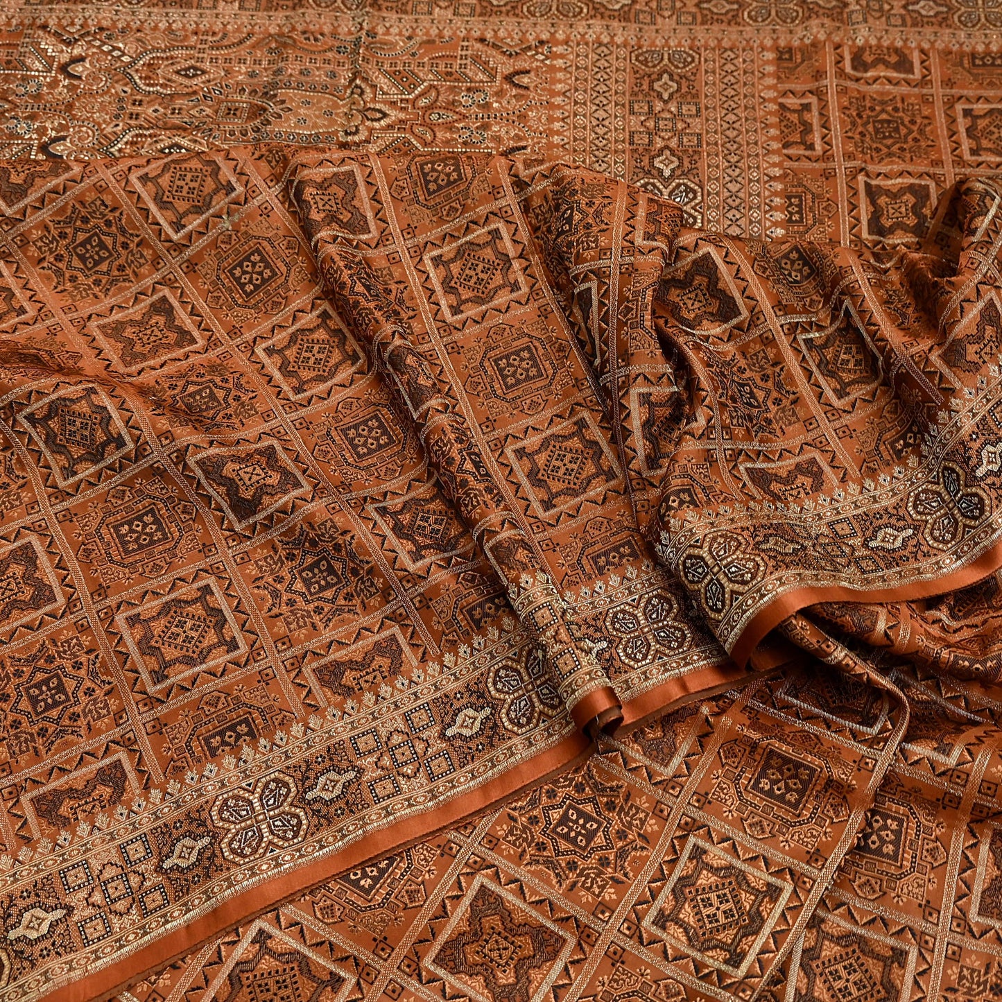 Indian Vintage Sari Rusty Heavy Pure Silk Woven Banarasi Brocade Saree Fabric 5Yd Ethnic Dress making Crafting Bollywood Dress Designing