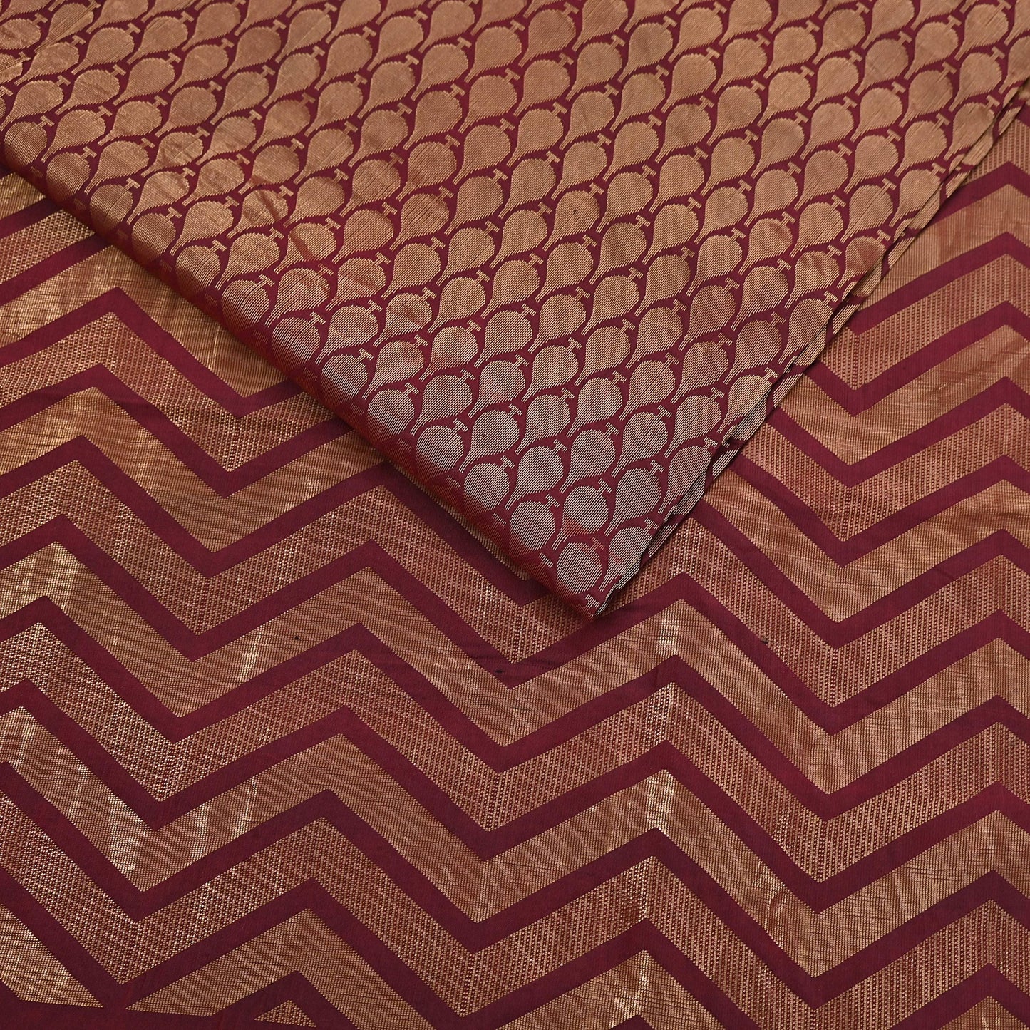 Indian Vintage Heavy Sari Maroon Pure silk Hand Woven Kanjivaram Sarees Fabric 5Yd Ethnic Zari Dress making Crafting Bollywood sari