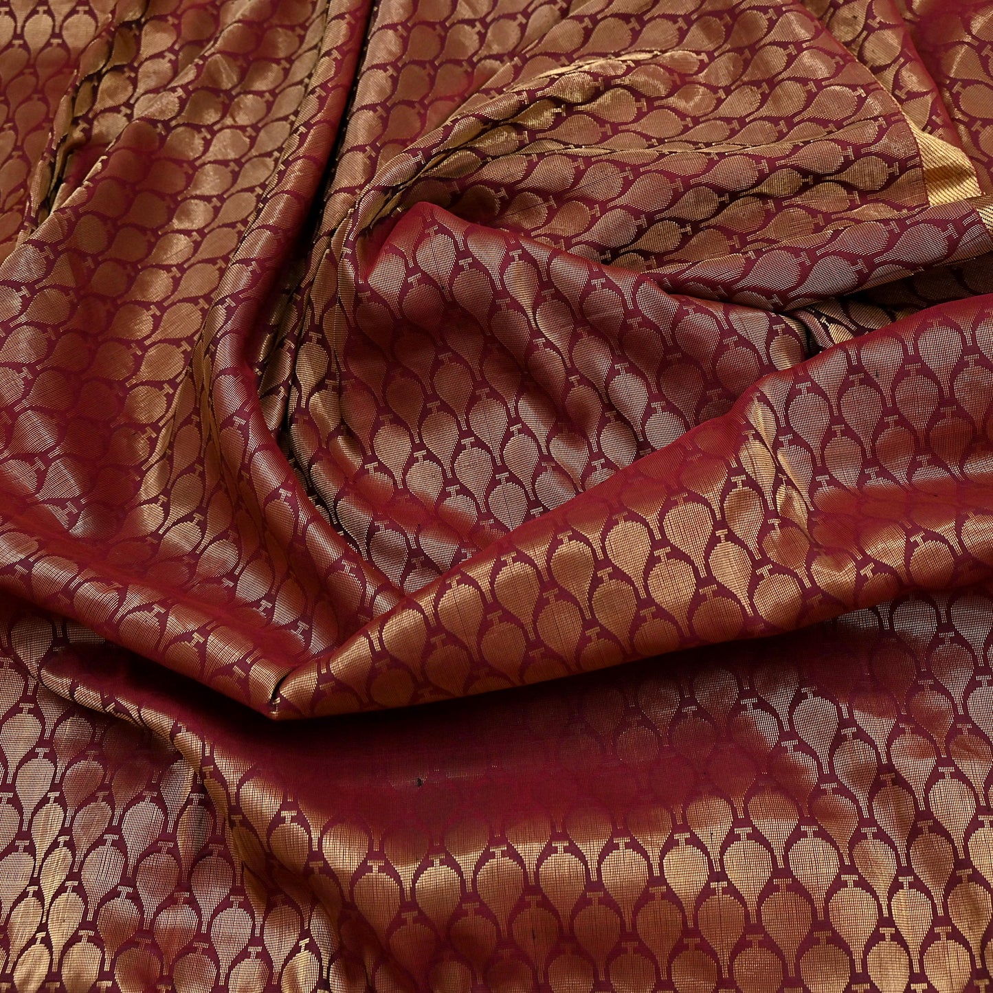 Indian Vintage Heavy Sari Maroon Pure silk Hand Woven Kanjivaram Sarees Fabric 5Yd Ethnic Zari Dress making Crafting Bollywood sari