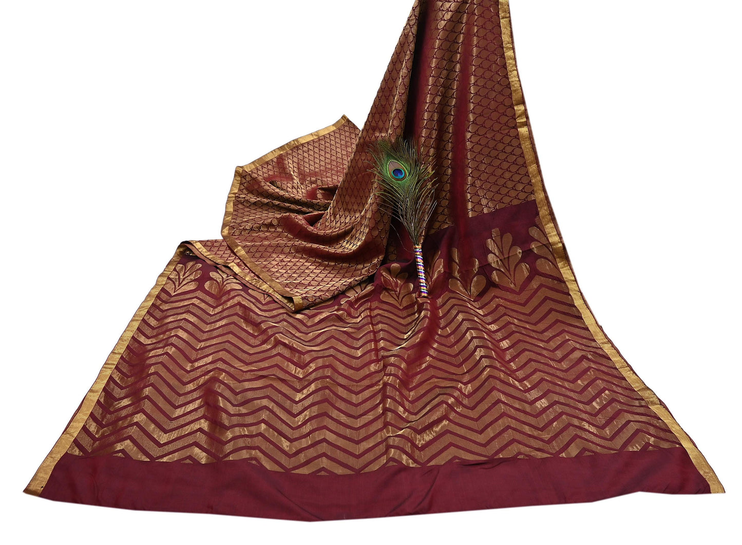 Indian Vintage Heavy Sari Maroon Pure silk Hand Woven Kanjivaram Sarees Fabric 5Yd Ethnic Zari Dress making Crafting Bollywood sari