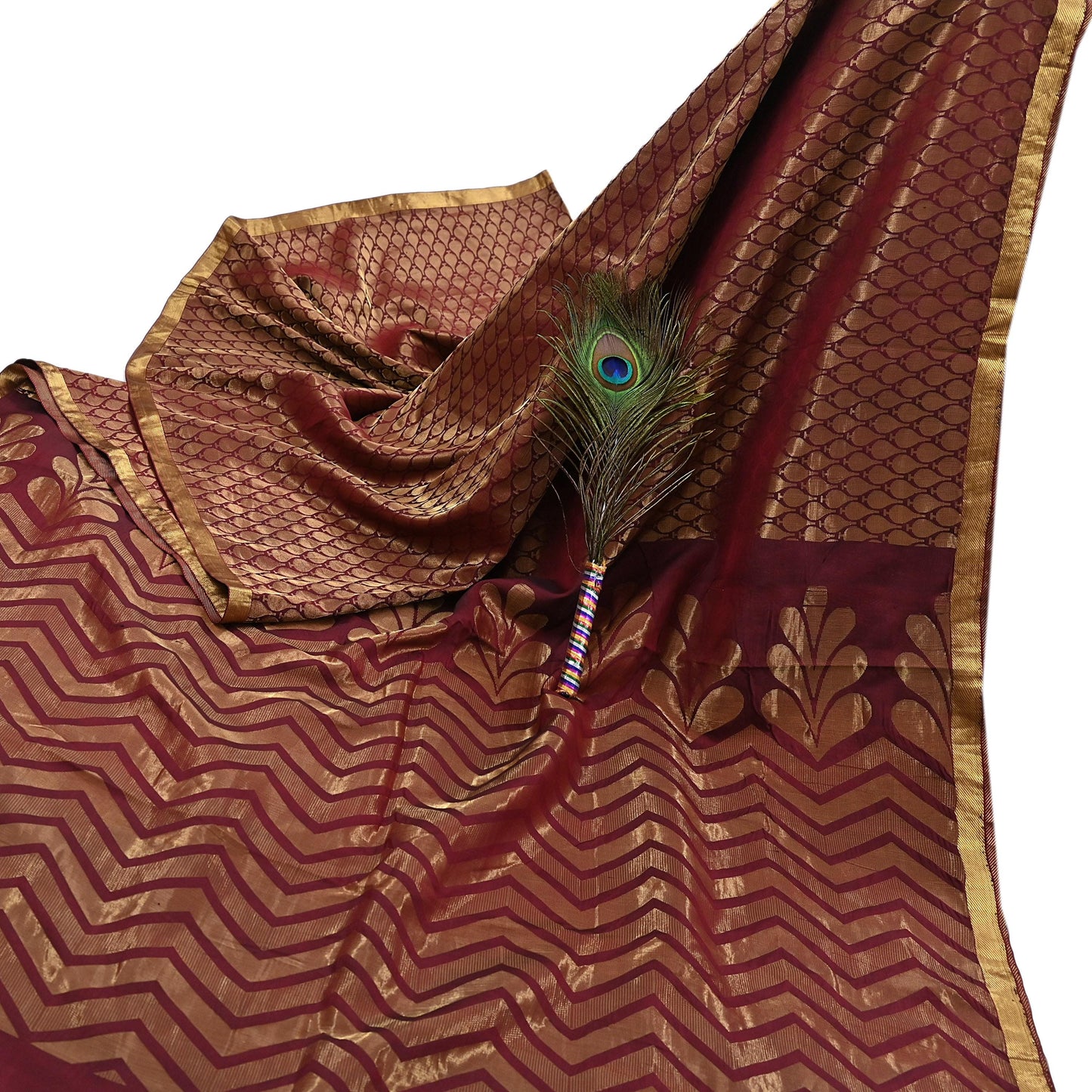 Indian Vintage Heavy Sari Maroon Pure silk Hand Woven Kanjivaram Sarees Fabric 5Yd Ethnic Zari Dress making Crafting Bollywood sari