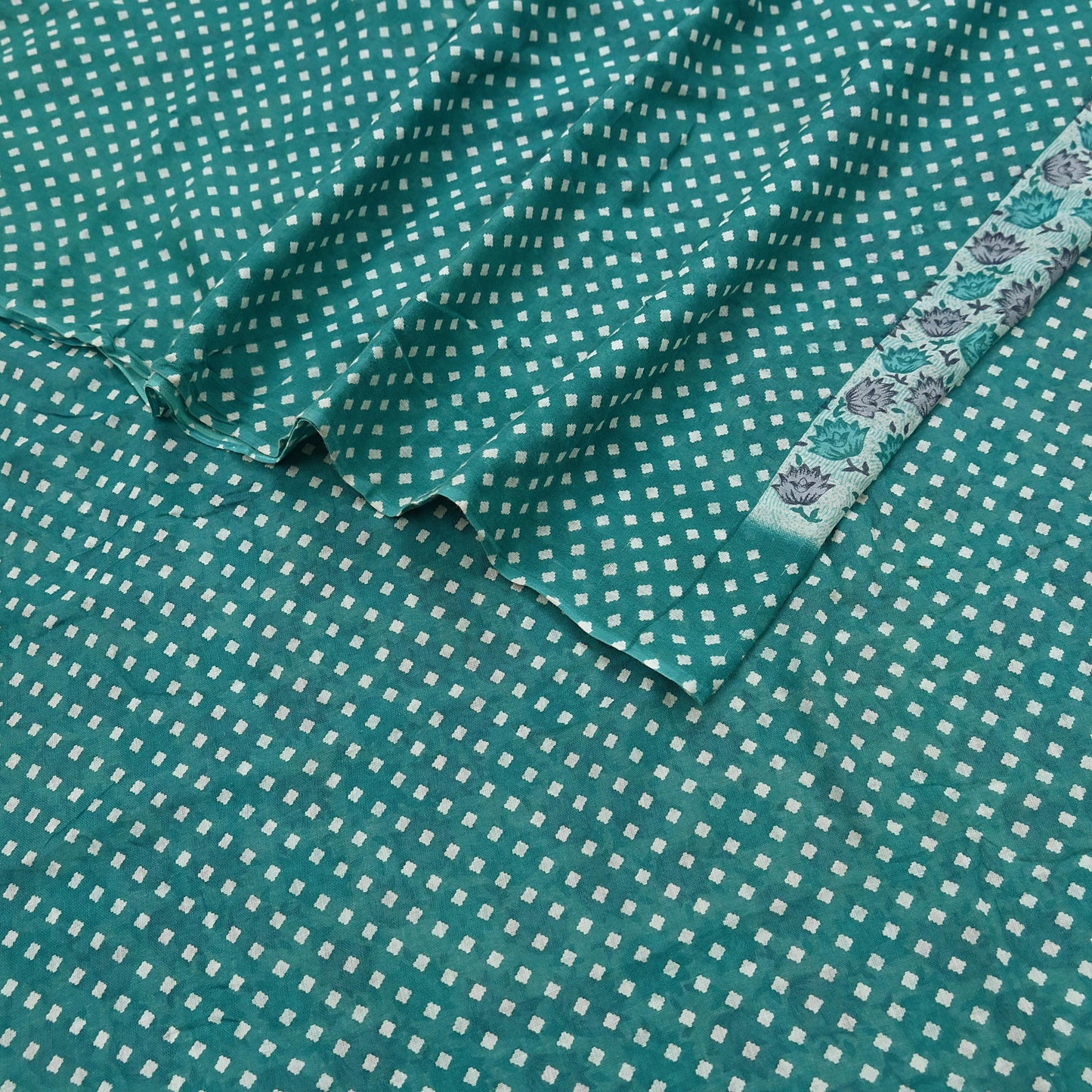 Indian Vintage Sari Green & White Printed Pure Cotton Sarees 5Yd Craft Fabric Soft Sewing Sarong Wrap Boho Upcycle quilting Dress making