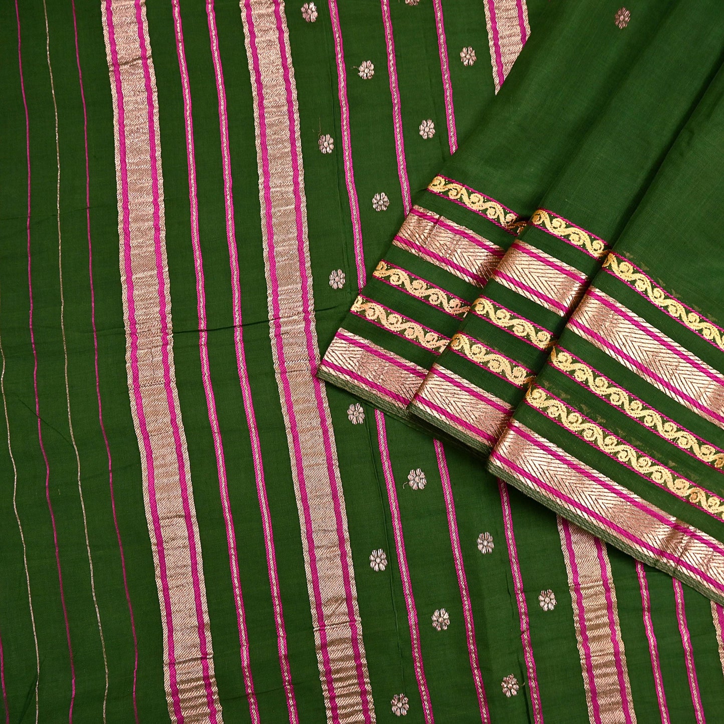 Vintage Sari Green Pure Cotton Hand Woven Sarees Craft Fabric Zari 5Yd Sewing Soft Crafting Dress making Upcycle Quilting Zigzag