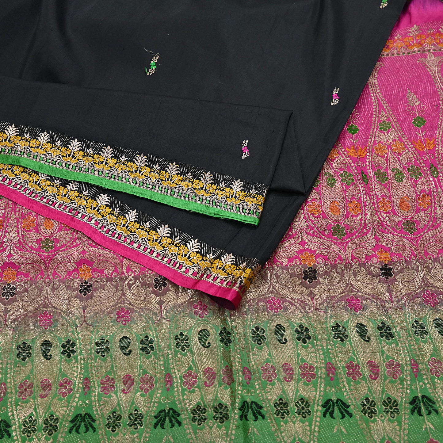Indian Vintage Sari Green & Pink Hand Woven Sarees 100% Pure Silk Zari 5Yd Craft Fabric Sewing Dress making Quilting Crafting