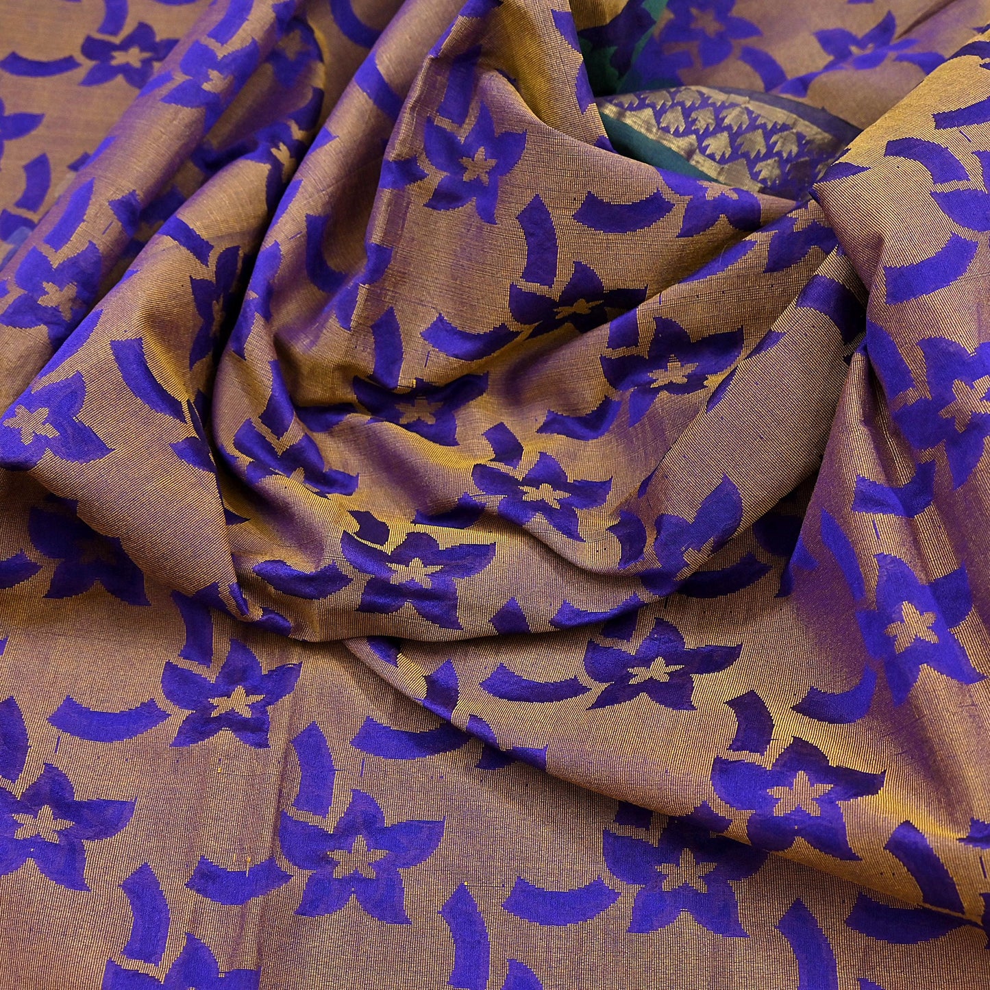 Indian Vintage Sari Puprle Hand Woven Saree Organza Craft Fabric 5Yd Ethnic Sewing Geometric Zari Crafting Quilting Upcycle Dress making