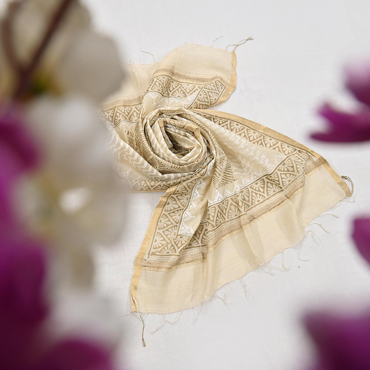 Indian Vintage Ivory Dupatta Long Stole 100% Pure Chanderi Silk Handloom Painted Scarves Veil Scarf Wrap Hippie Fringes