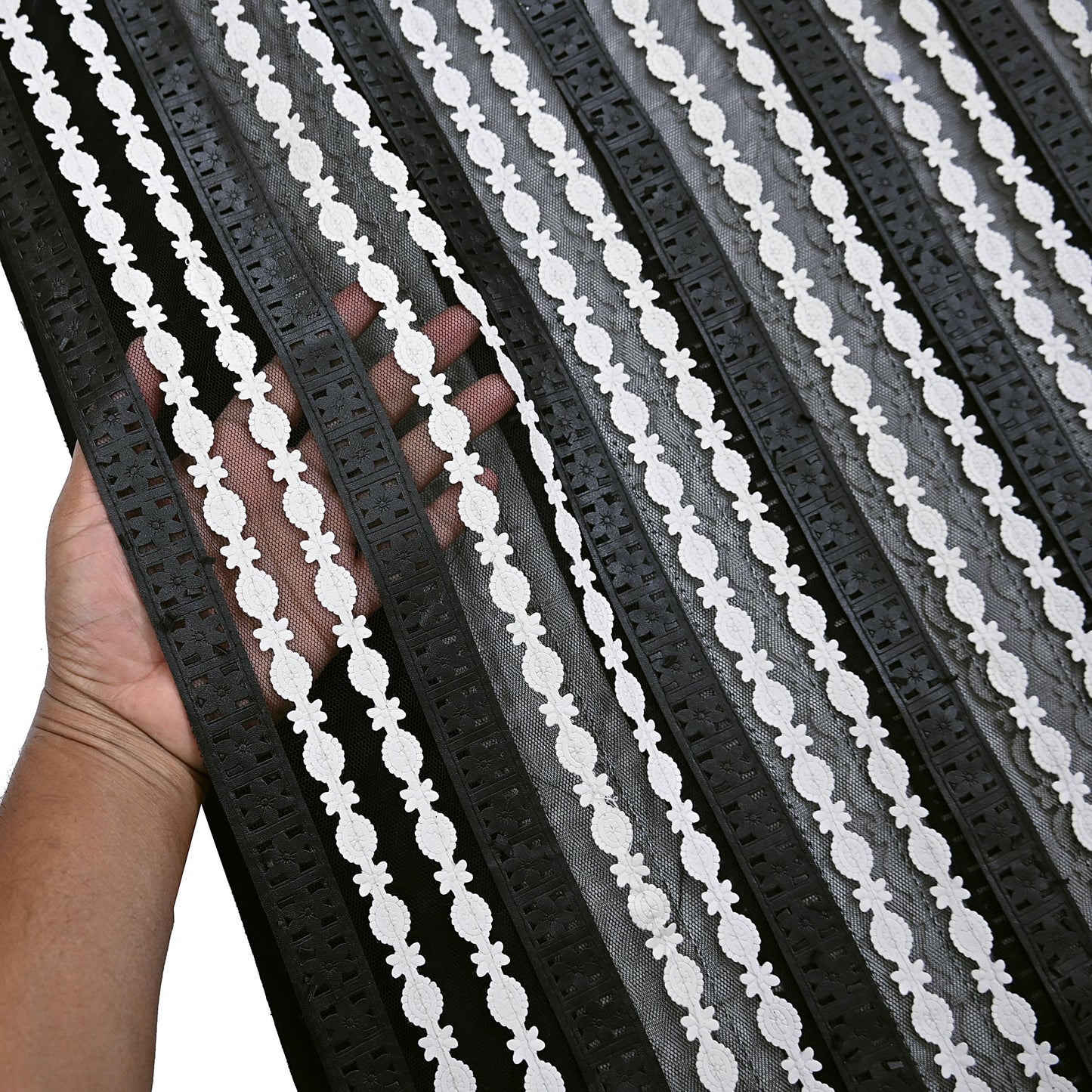 Indian Vintage Black Saree Net/Mesh Embroidered Sari Craft Fabric Floral 5Yd Zari Ethnic