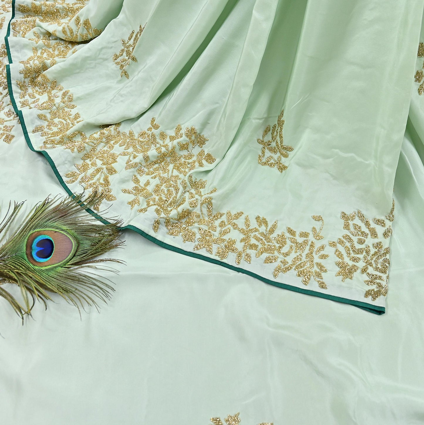 Rare Vintage Green Pure Silk Saree Hand Embroidered Fabric 6 Yards Sari Bollywood Party Wear Ethnic Designer Saree