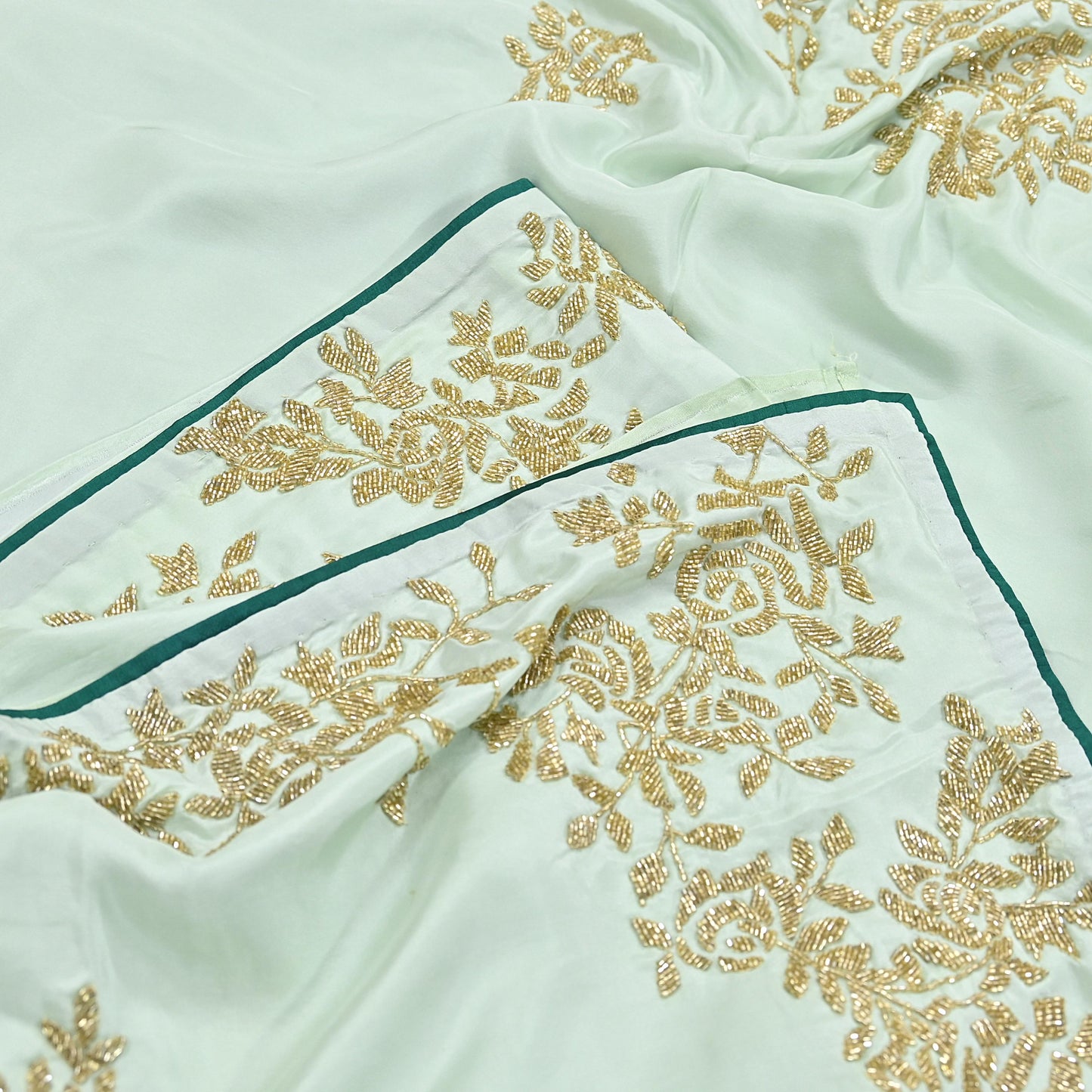 Rare Vintage Green Pure Silk Saree Hand Embroidered Fabric 6 Yards Sari Bollywood Party Wear Ethnic Designer Saree