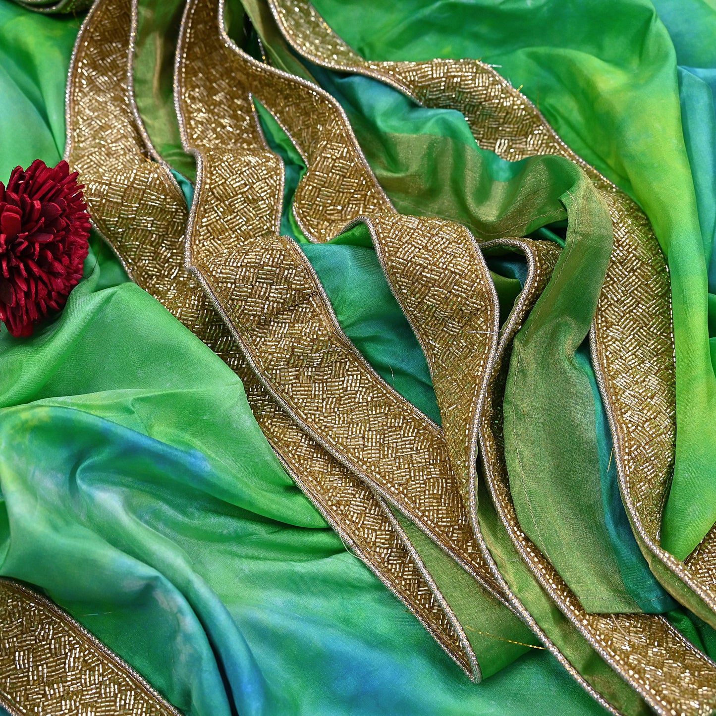 Rare Vintage Green & Blue Pure Silk Saree Hand Embroidered Tie dye Fabric 6 Yards Sari Bollywood Party Wear Ethnic Designer Saree
