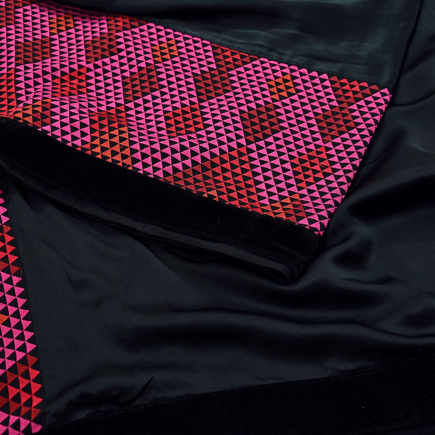 Rare Vintage Black Georgette & Satin Silk Saree Embroidered Fabric 6 Yard Sari Bollywood Party Wear Saree