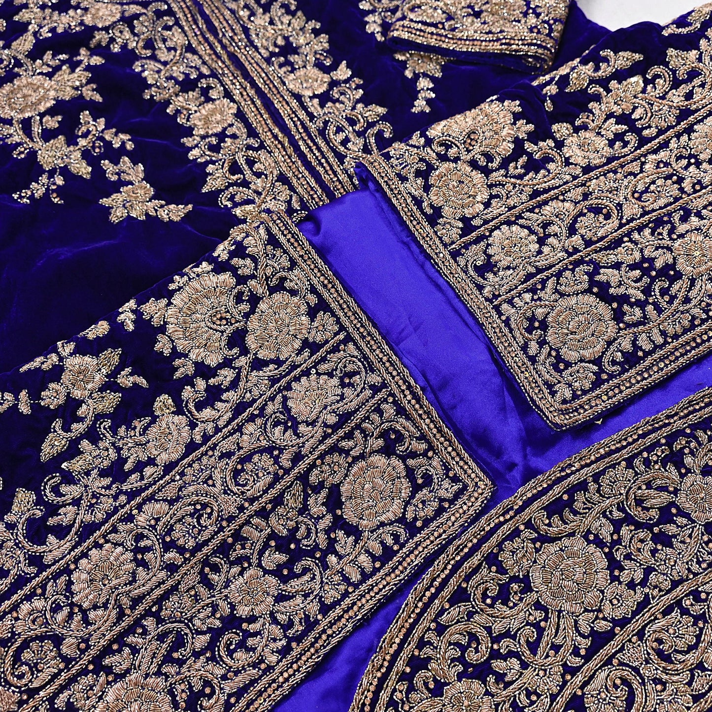 Royal Blue Velvet Anarkali Gown Vintage Bollywood Dress hand Zardozi Embroidered Floor Length Ethnic Party Wear Wedding Outfit