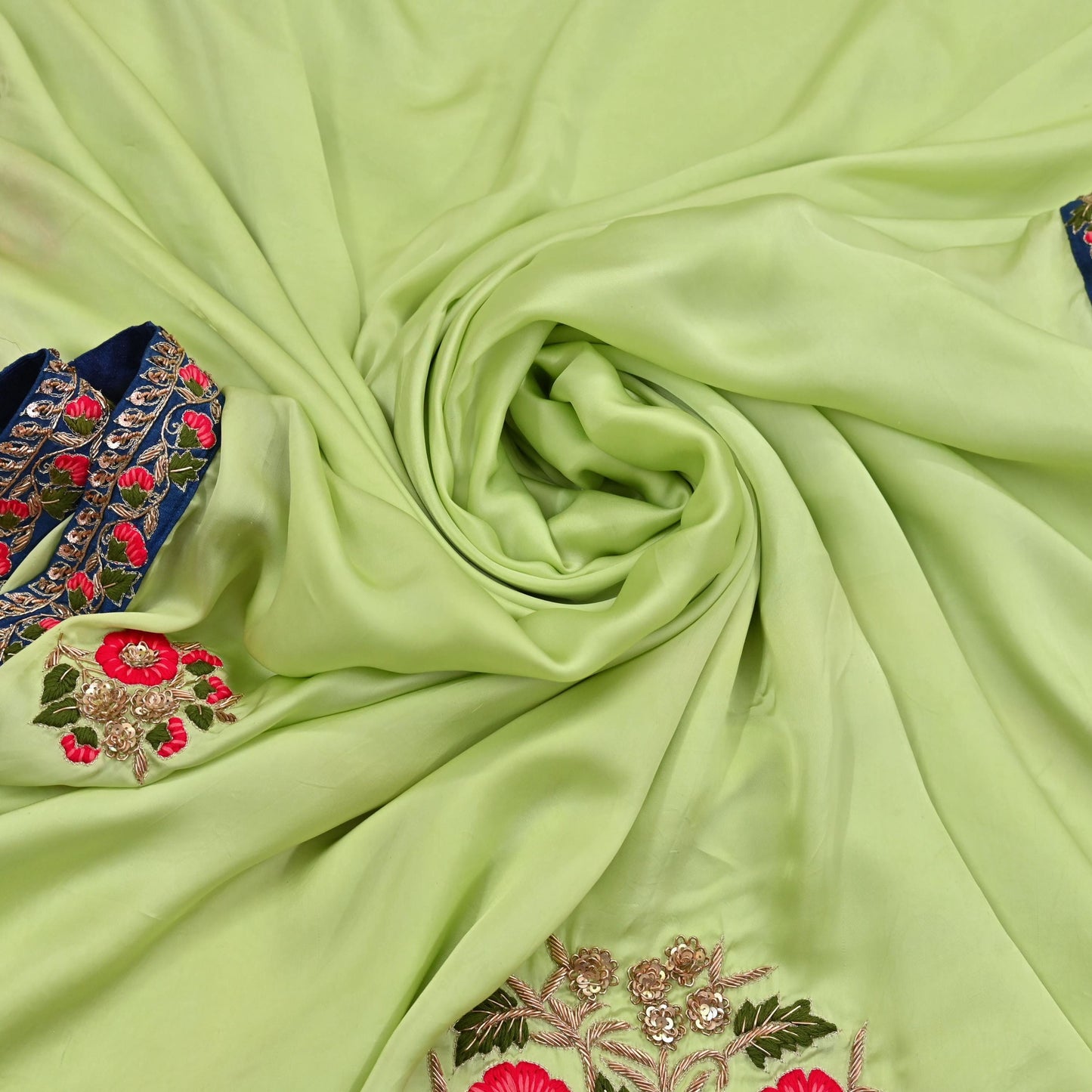 Rare Vintage Green Pure Satin Silk Saree Hand Embroidered Designer Sabyasachi Sari 6 Yard Bollywood Party Wear with Padded Blouse size 34"