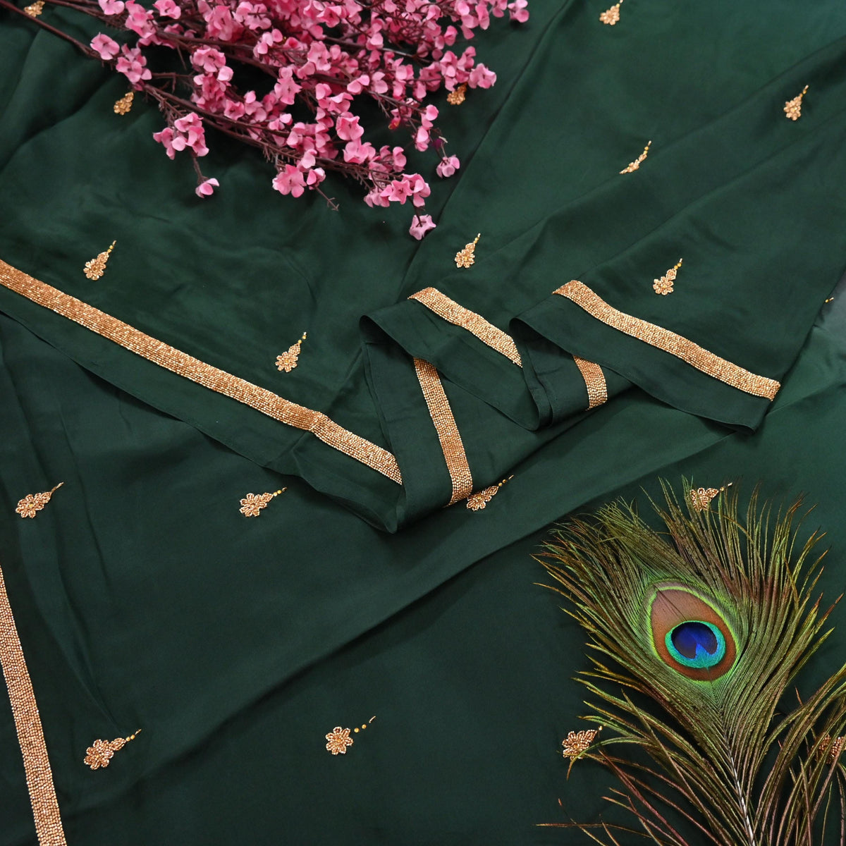 Rare Vintage Green & Purple Pure Silk Saree Hand Embroidered Fabric 6 Yards Sari Bollywood Party Wear Ethnic Designer Saree