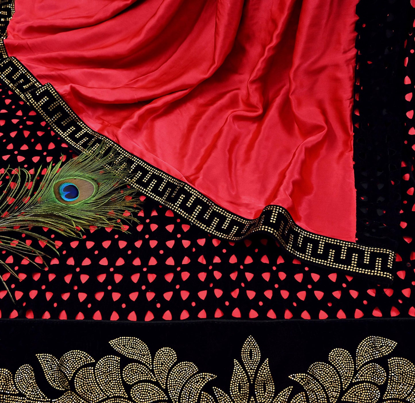 Rare Vintage Black Peach Velvet & Satin Silk Saree Embroidered Fabric 6 Yard Sari Bollywood Party Wear Saree
