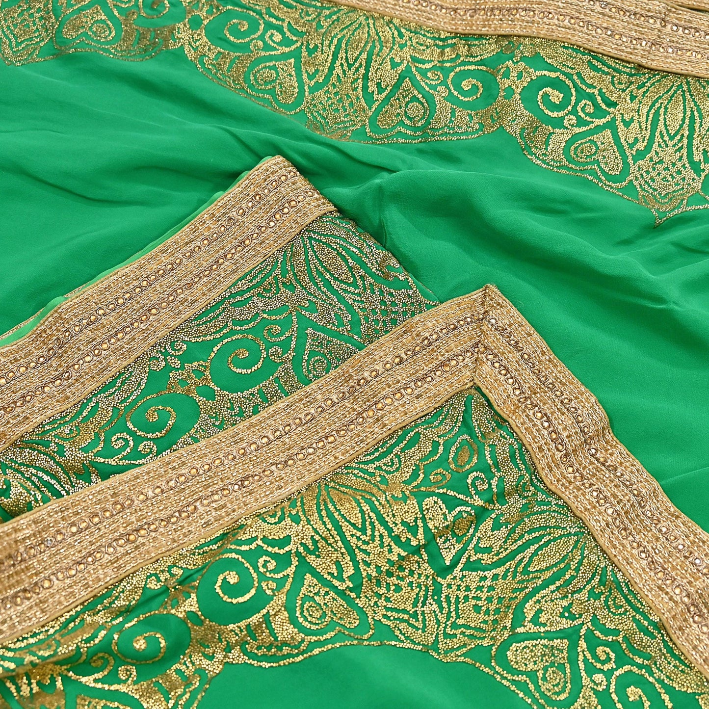 Rare Vintage Green Pure Crepe Silk Saree Embroidered Fabric 6 Yard Sari Bollywood Party Wear Saree with blouse fabric