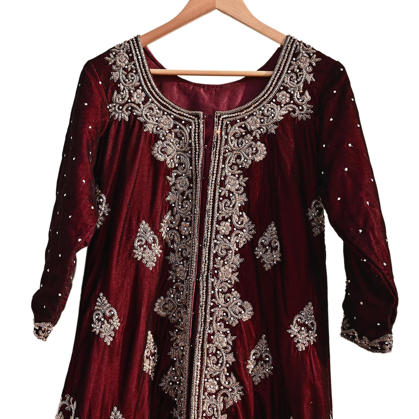 Maroon Velvet Indo-Western Kurti Dress Vintage Bollywood Dress Zardozi Embroidered Floor Length Ethnic Party Wear Wedding Outfit