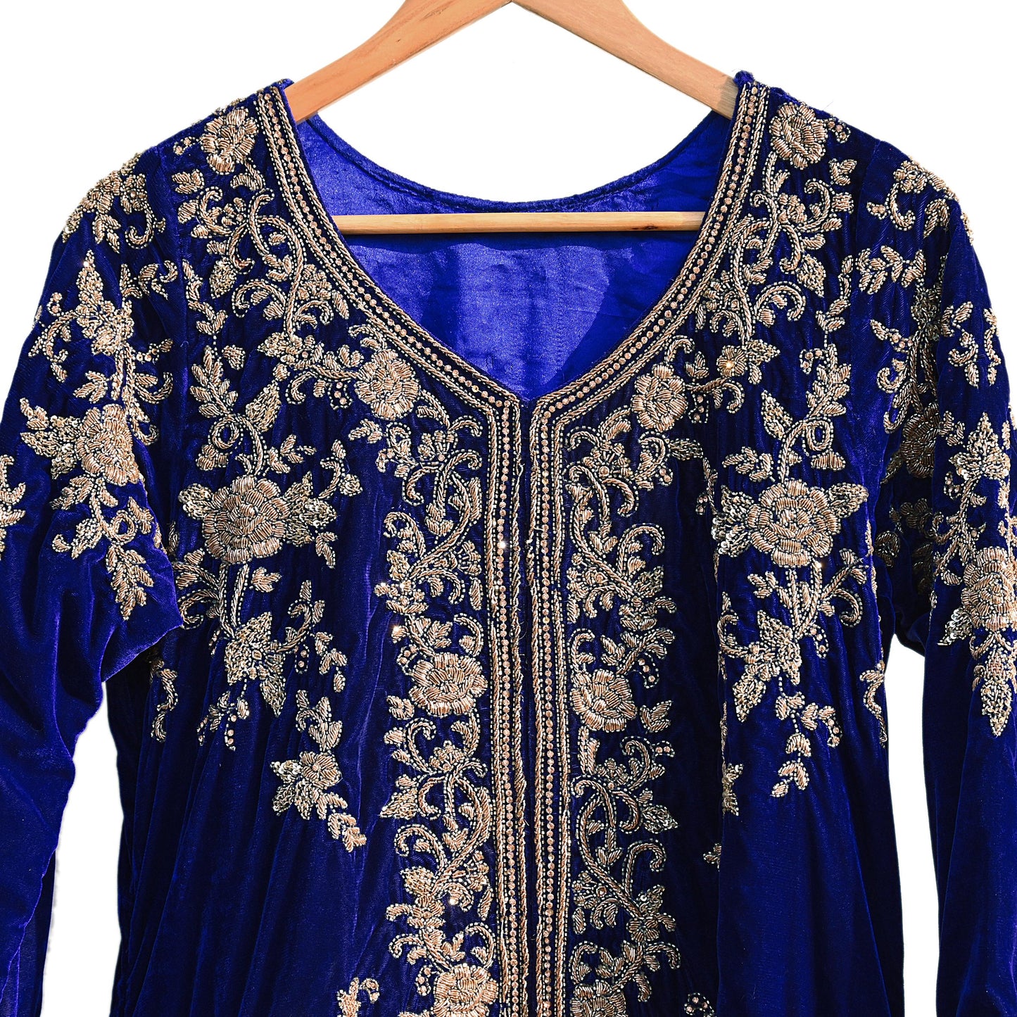 Royal Blue Velvet Anarkali Gown Vintage Bollywood Dress hand Zardozi Embroidered Floor Length Ethnic Party Wear Wedding Outfit